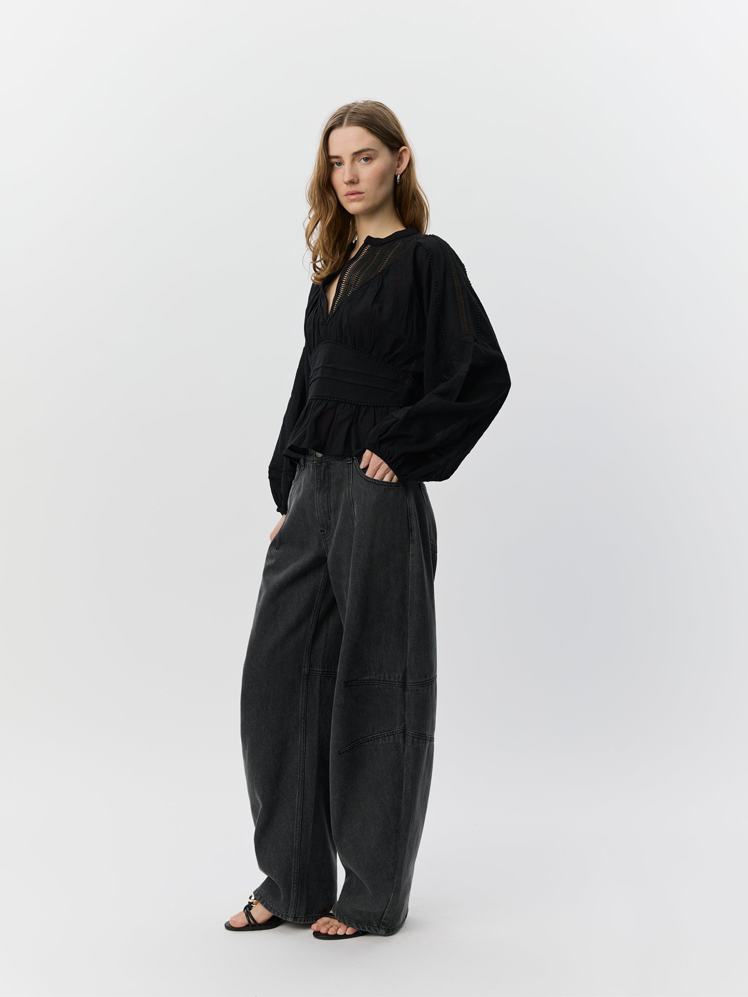 Sofie Schnoor WOMEN BECKASW BARREL SHAPED JEANS Jeans 1024 Black washed Denim