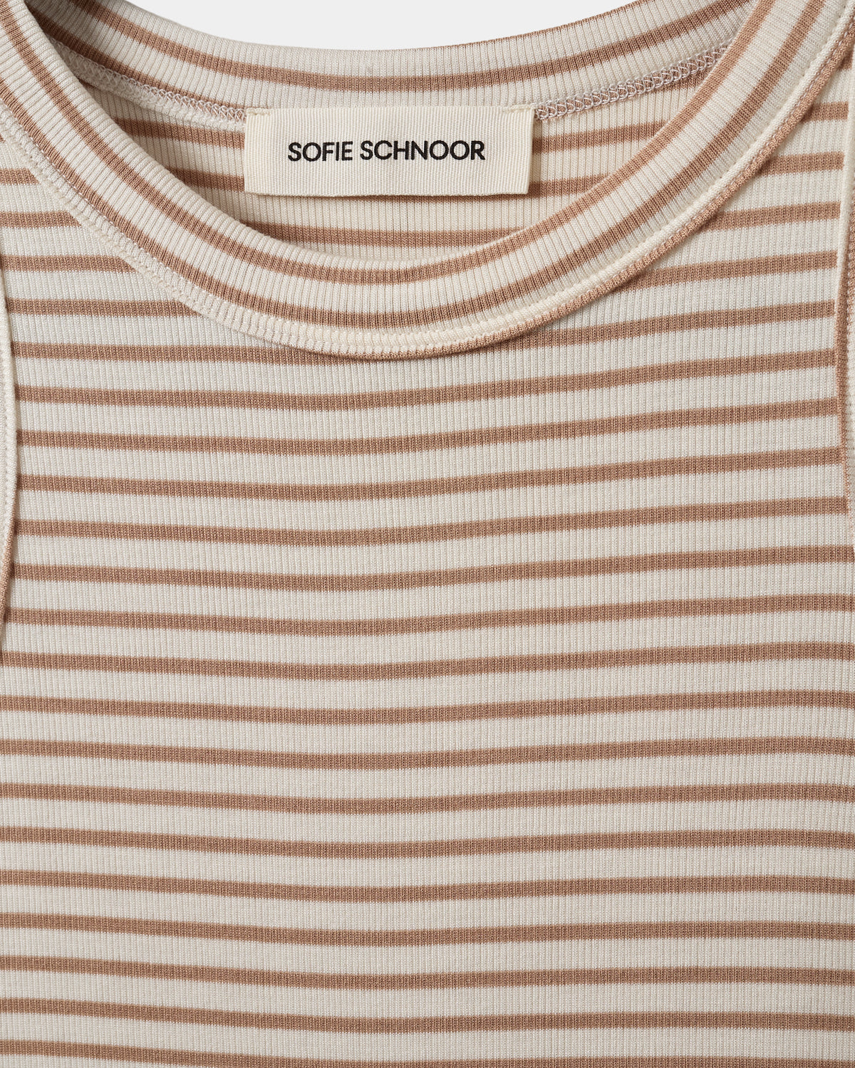 Sofie Schnoor WOMEN JULLIESW STRIPE TOP Top 7120 Beige Striped