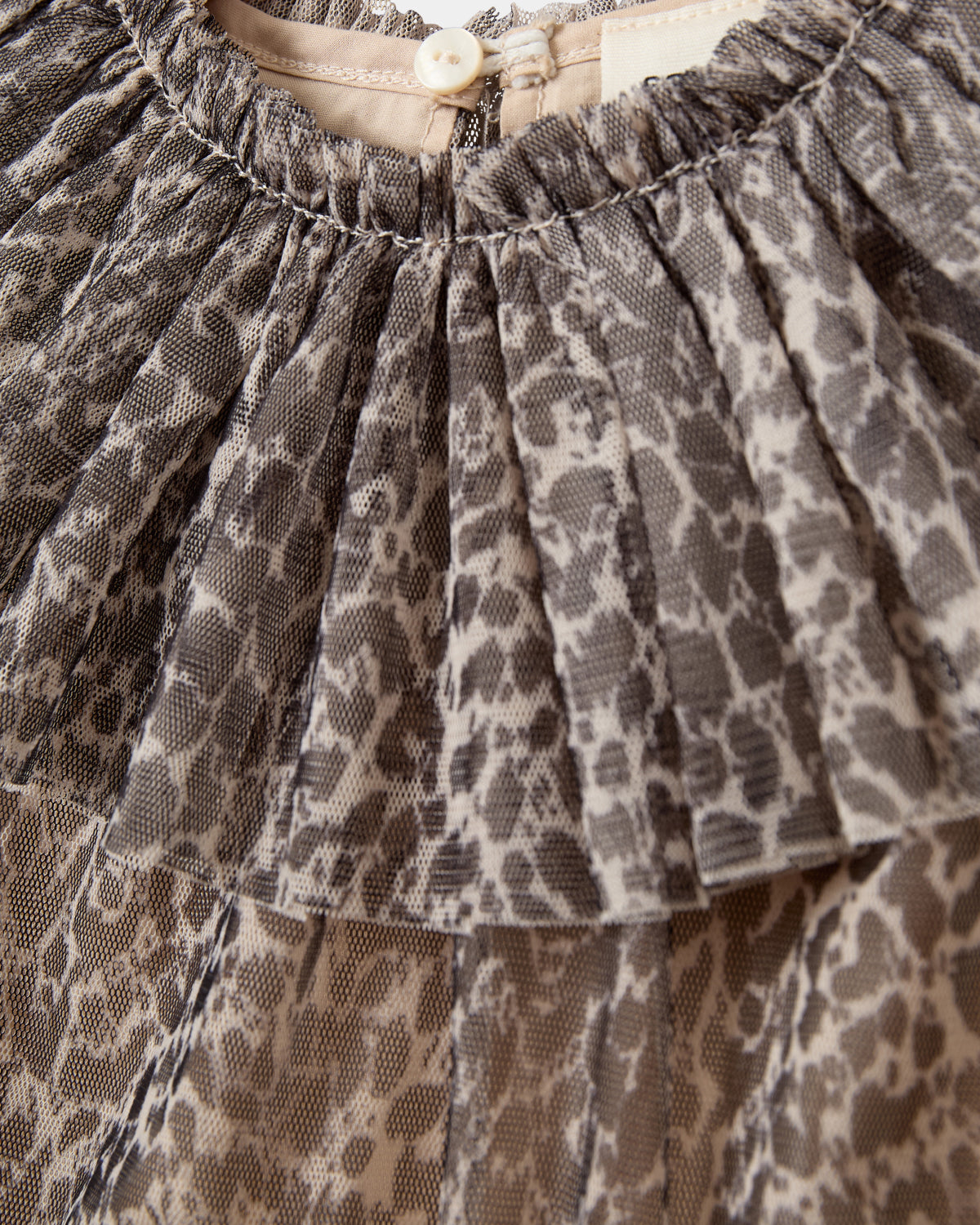 Sofie Schnoor KIDS JaimeKB Dress Dress 9140 AOP Leo Light Sand