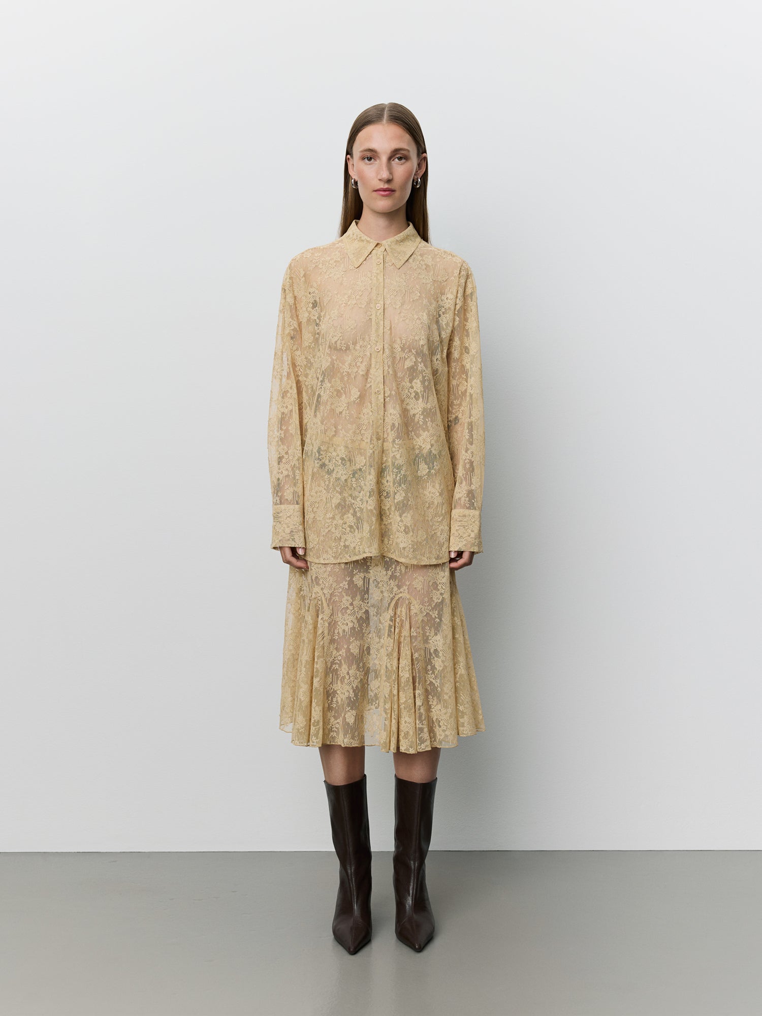 Sofie Schnoor WOMEN LENASW MIDI SKIRT Skirt 7001 Sand