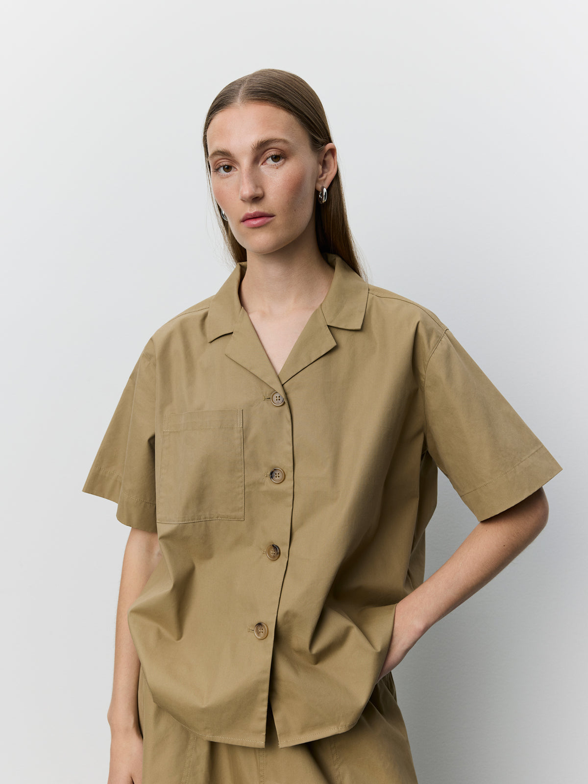 Sofie Schnoor WOMEN MAVIRASW BOXY SHORT SLEEVE SHIRT Shirt 7055 Light brown