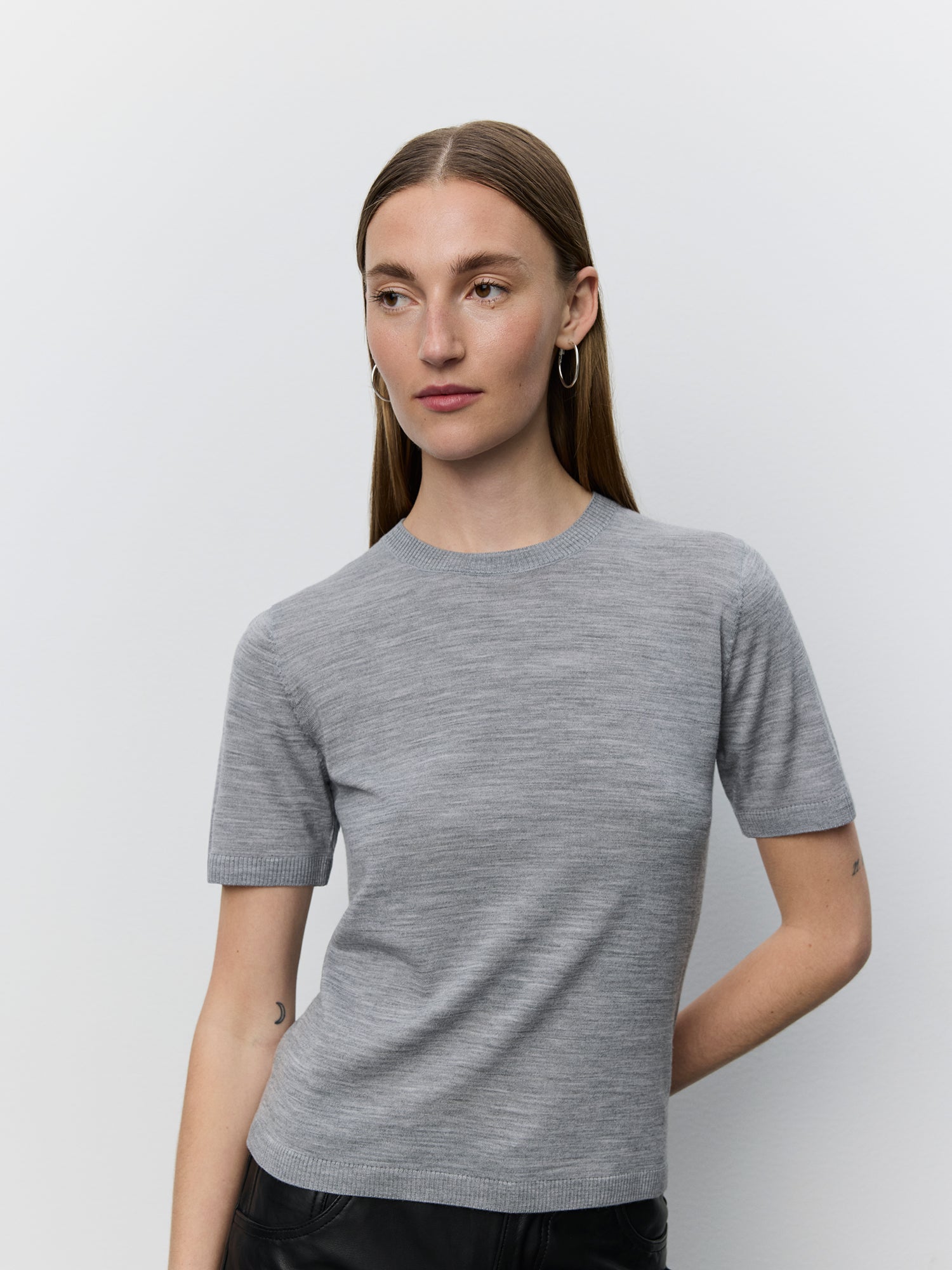 Sofie Schnoor WOMEN SORELLASW SHORT SLEEVE KNIT BLOUSE Blouse 8000 Grey Melange