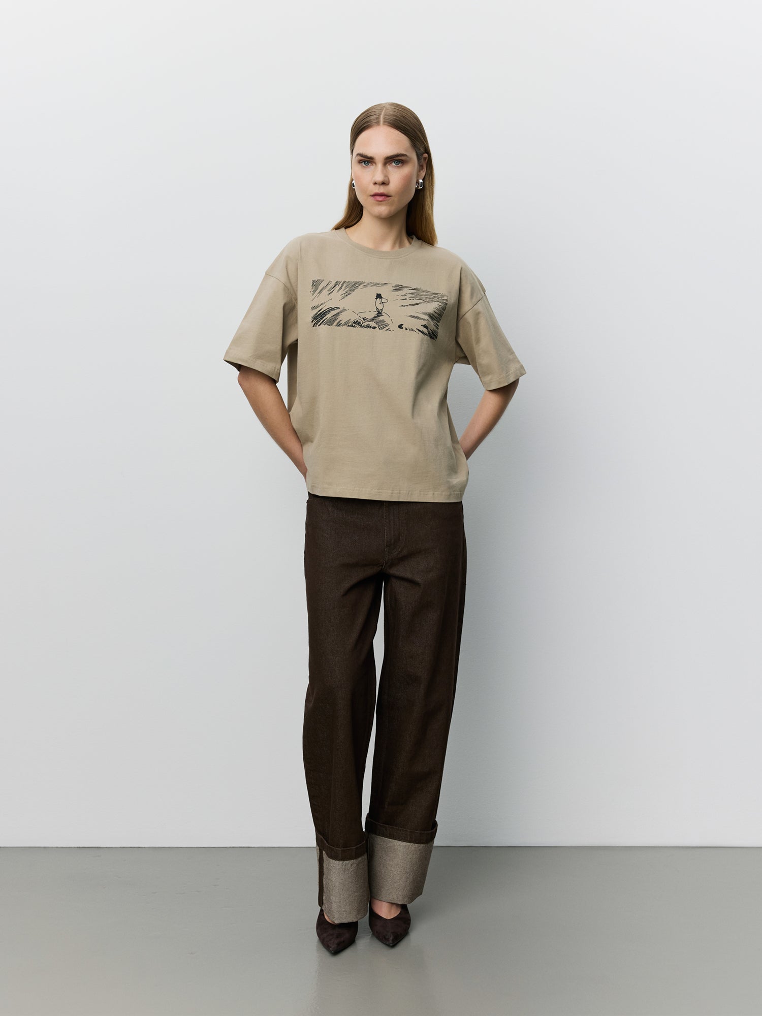 Sofie Schnoor WOMEN VERINASW MOOMIN BOXY T-SHIRT T-shirt 7001 Sand
