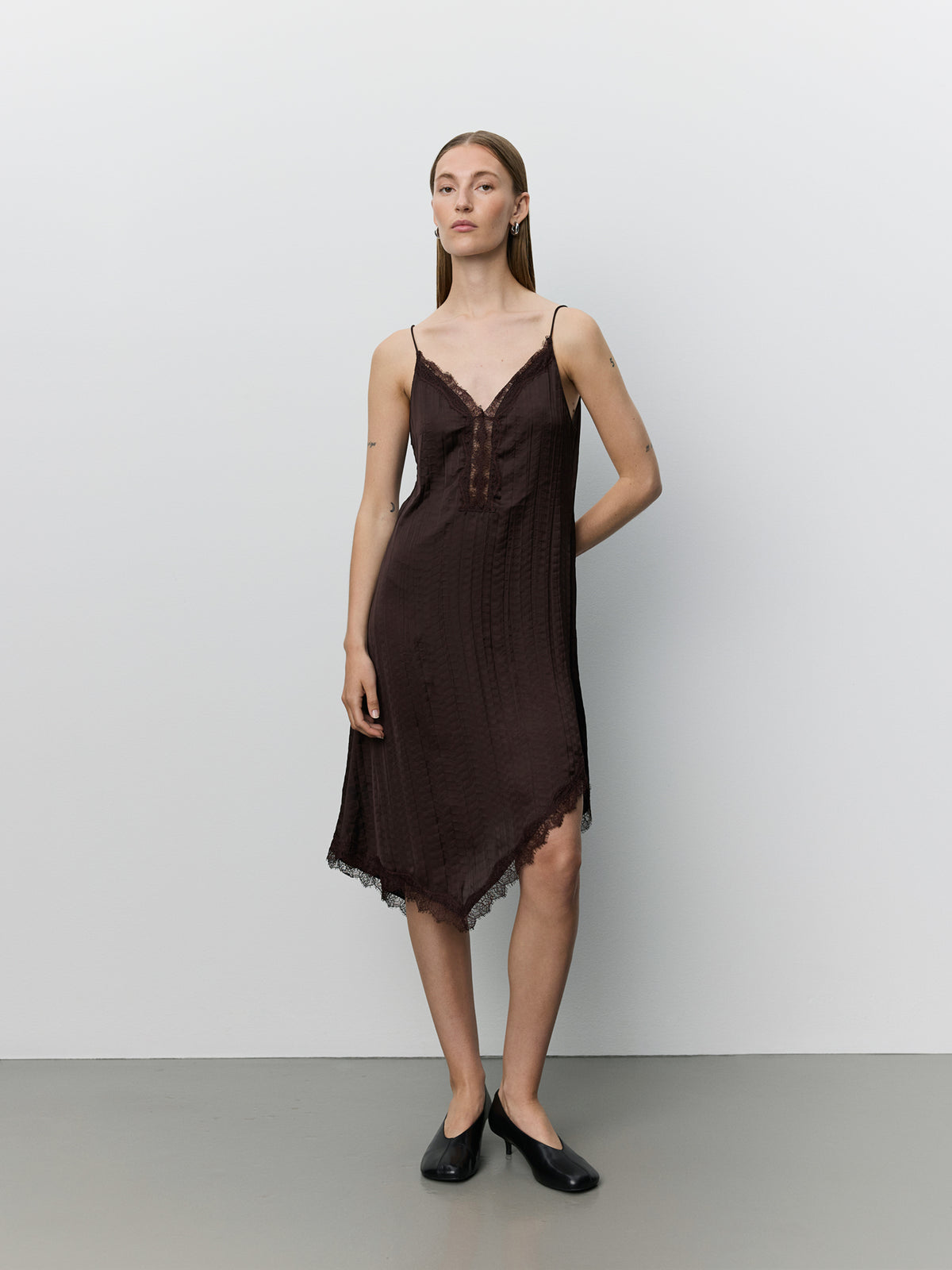 Sofie Schnoor WOMEN WINONASW ASYMMETRIC SLIP DRESS Dress 7025 Dark brown