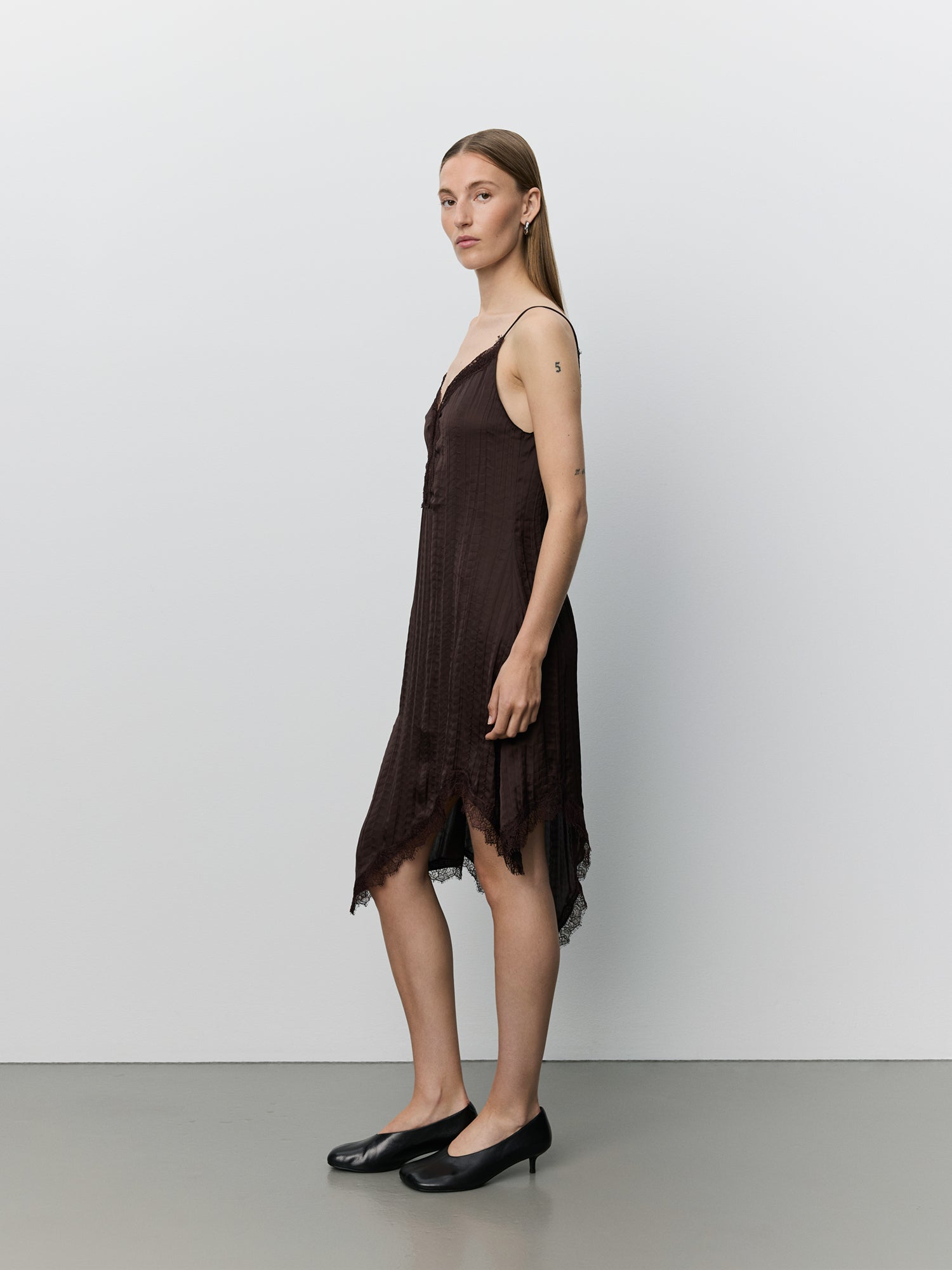 Sofie Schnoor WOMEN WINONASW ASYMMETRIC SLIP DRESS Dress 7025 Dark brown