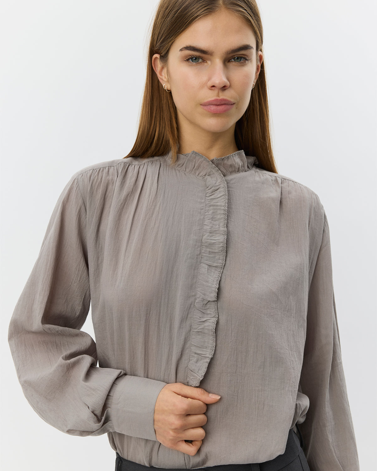 Sofie Schnoor WOMEN EDNASW FRILLED PLACKET SHIRT Shirt 8052 Stone Grey