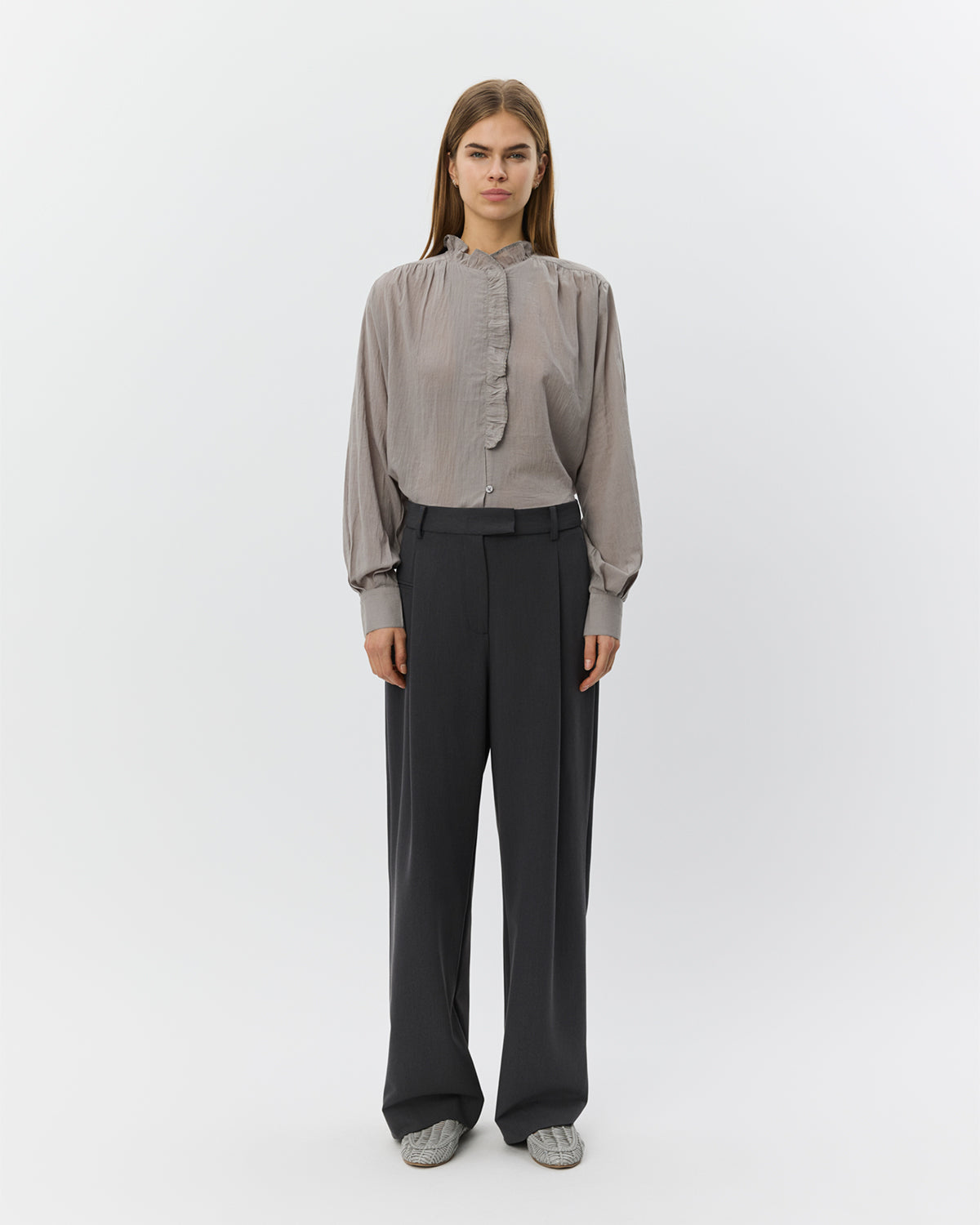 Sofie Schnoor WOMEN EDNASW FRILLED PLACKET SHIRT Shirt 8052 Stone Grey