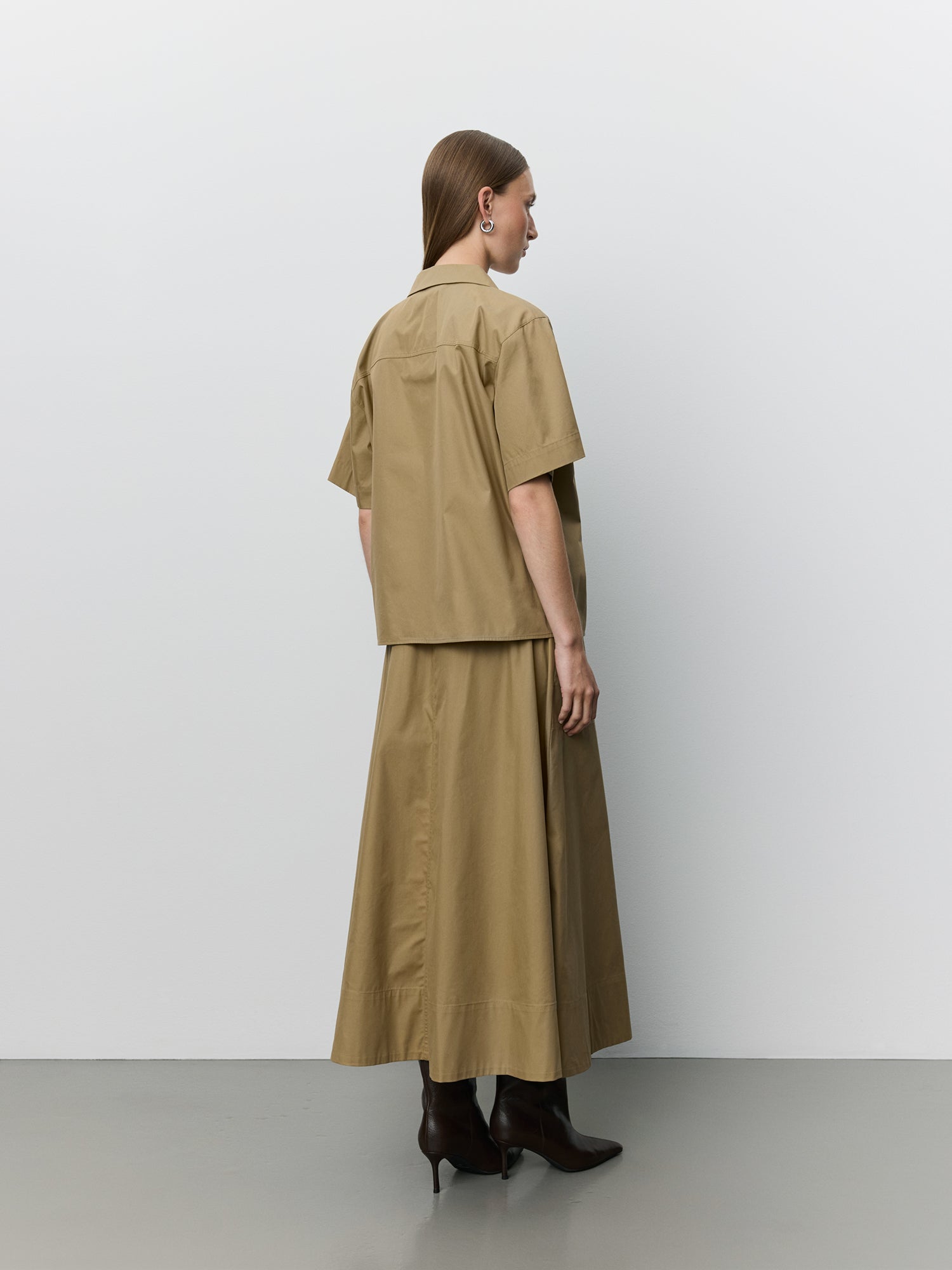 Sofie Schnoor WOMEN JUNEAUSW MIDI SKIRT Skirt 7055 Light brown