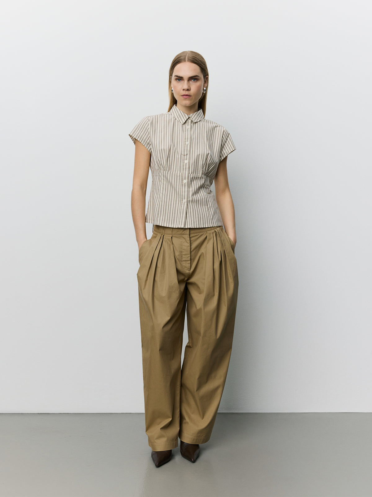 Sofie Schnoor WOMEN LILYANSW FITTED SHIRT Shirt 7118 Light Brown Striped
