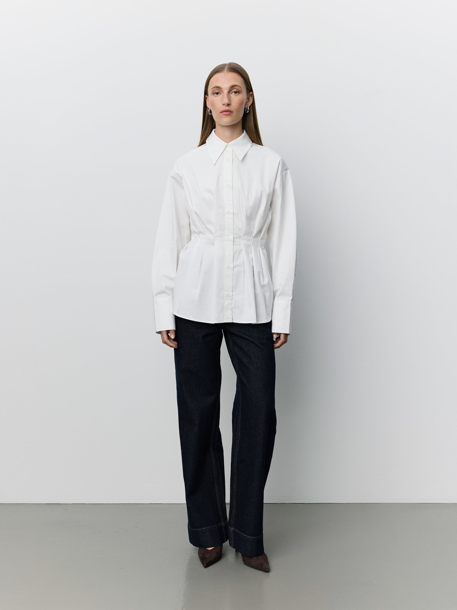 Sofie Schnoor WOMEN MIKRASW FITTED SHIRT WITH PLEATS Shirt 0101 Off white