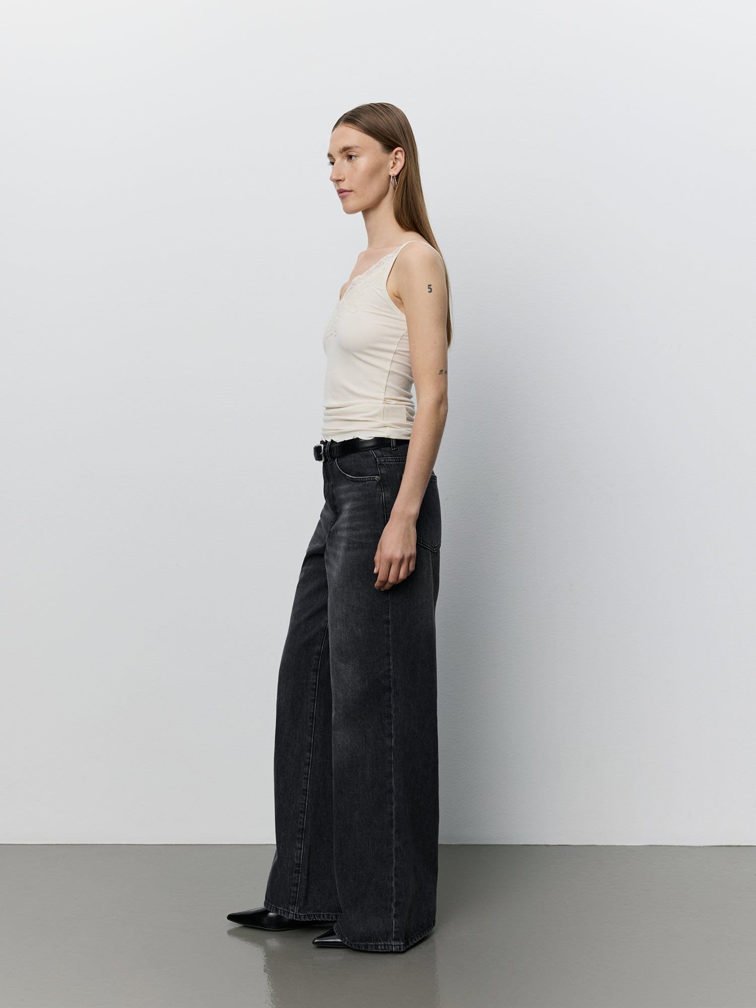 Sofie Schnoor WOMEN NAPOLISW HIGH WAIST JEANS Jeans 1015 Washed black