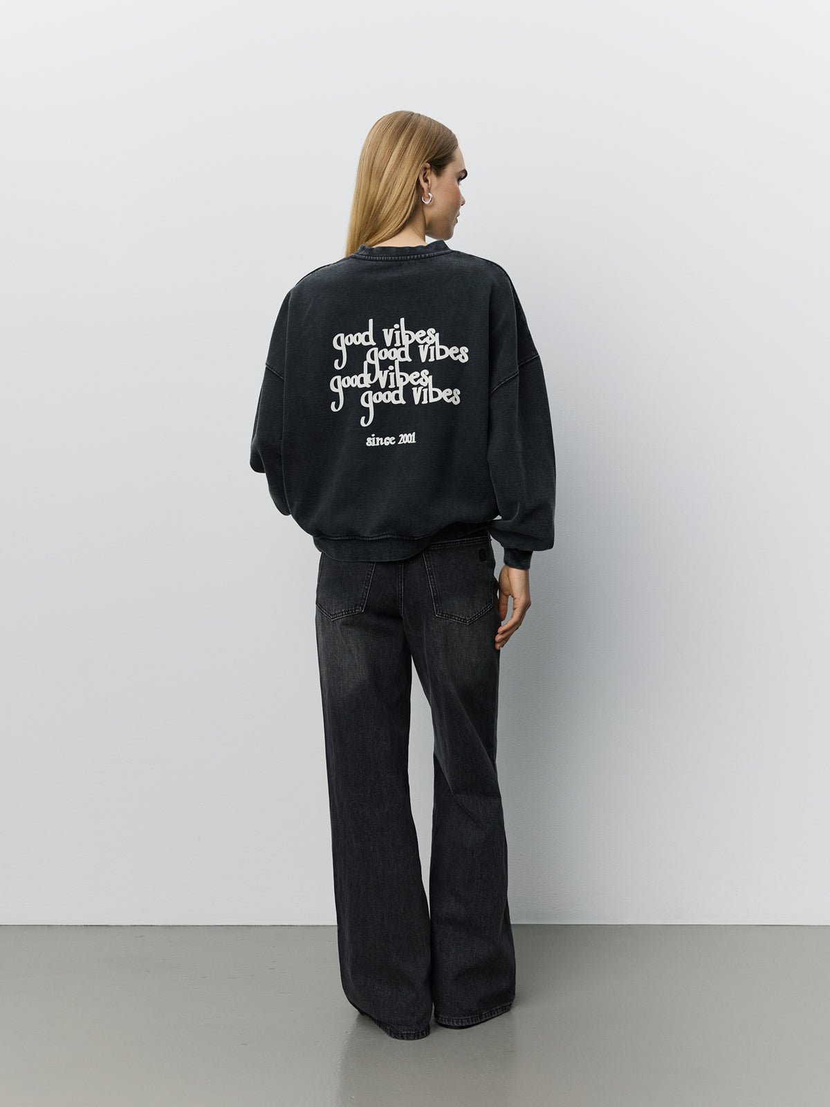 Sofie Schnoor WOMEN PAROSSW OVERSIZED SWEATSHIRT Sweatshirt 1015 Washed black