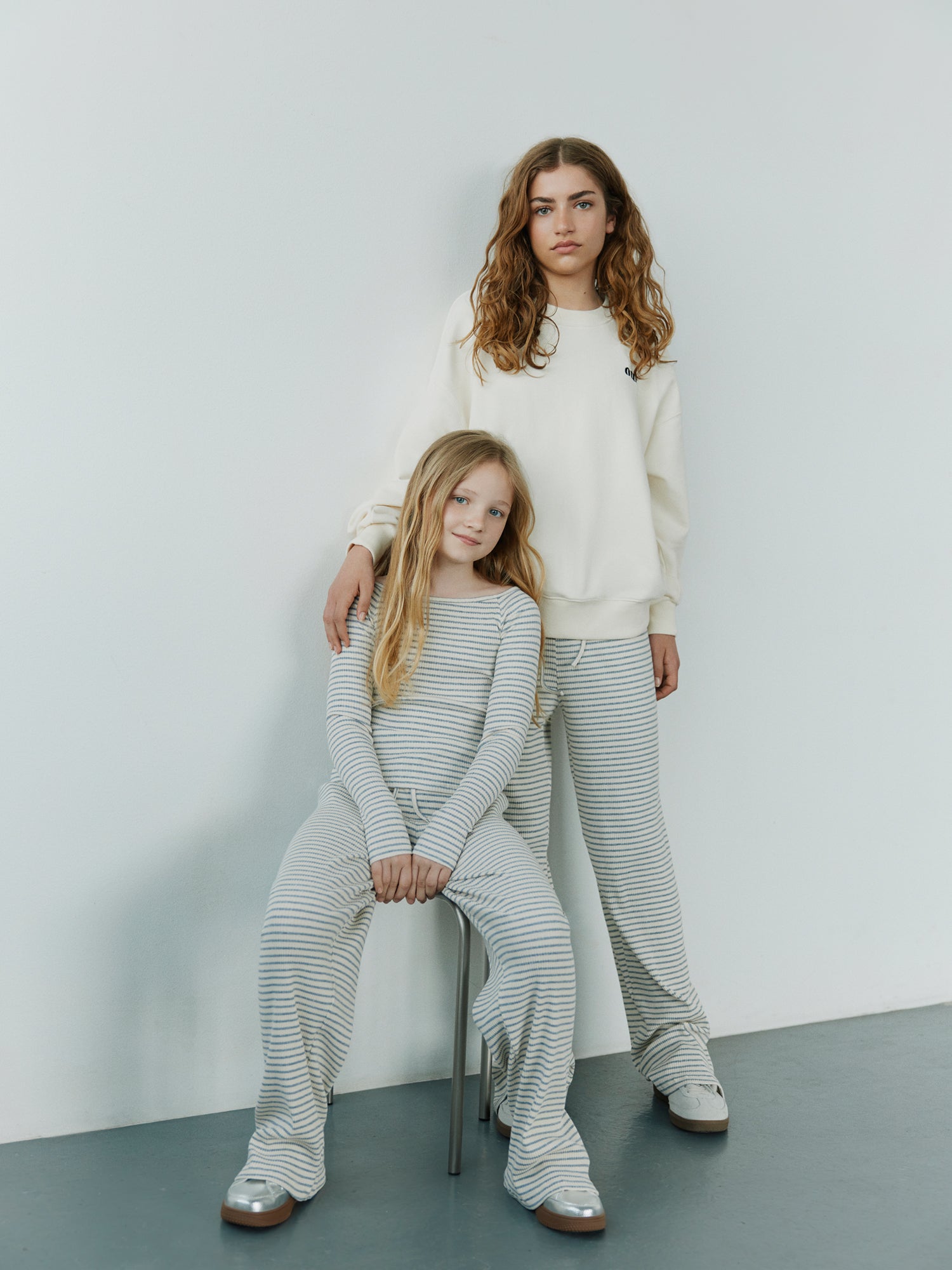 Sofie Schnoor YOUNG SomaSY T-Shirt T-shirt Long Sleeve 8048 Grey Striped