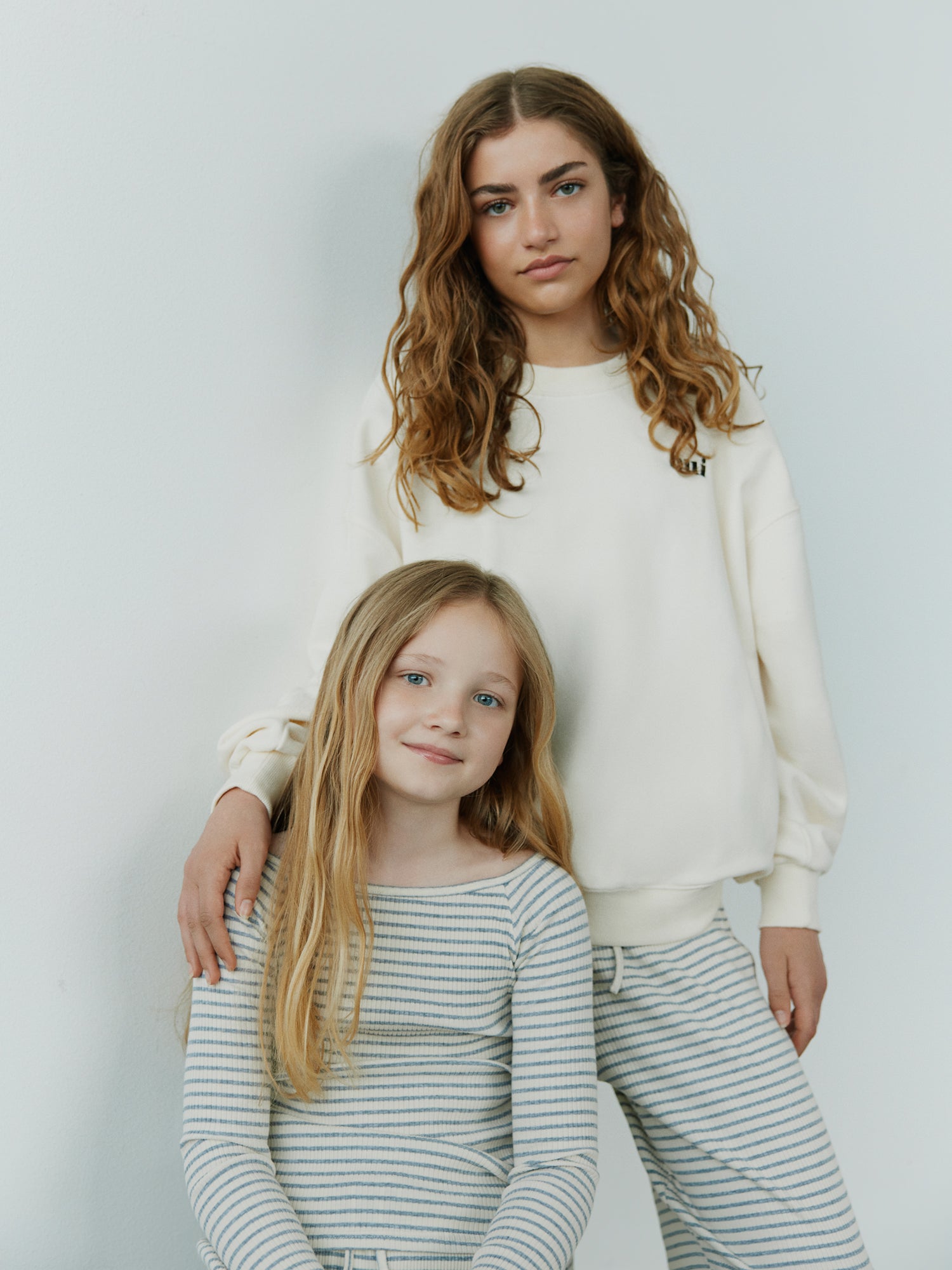Sofie Schnoor YOUNG SomaSY T-Shirt T-shirt Long Sleeve 8048 Grey Striped