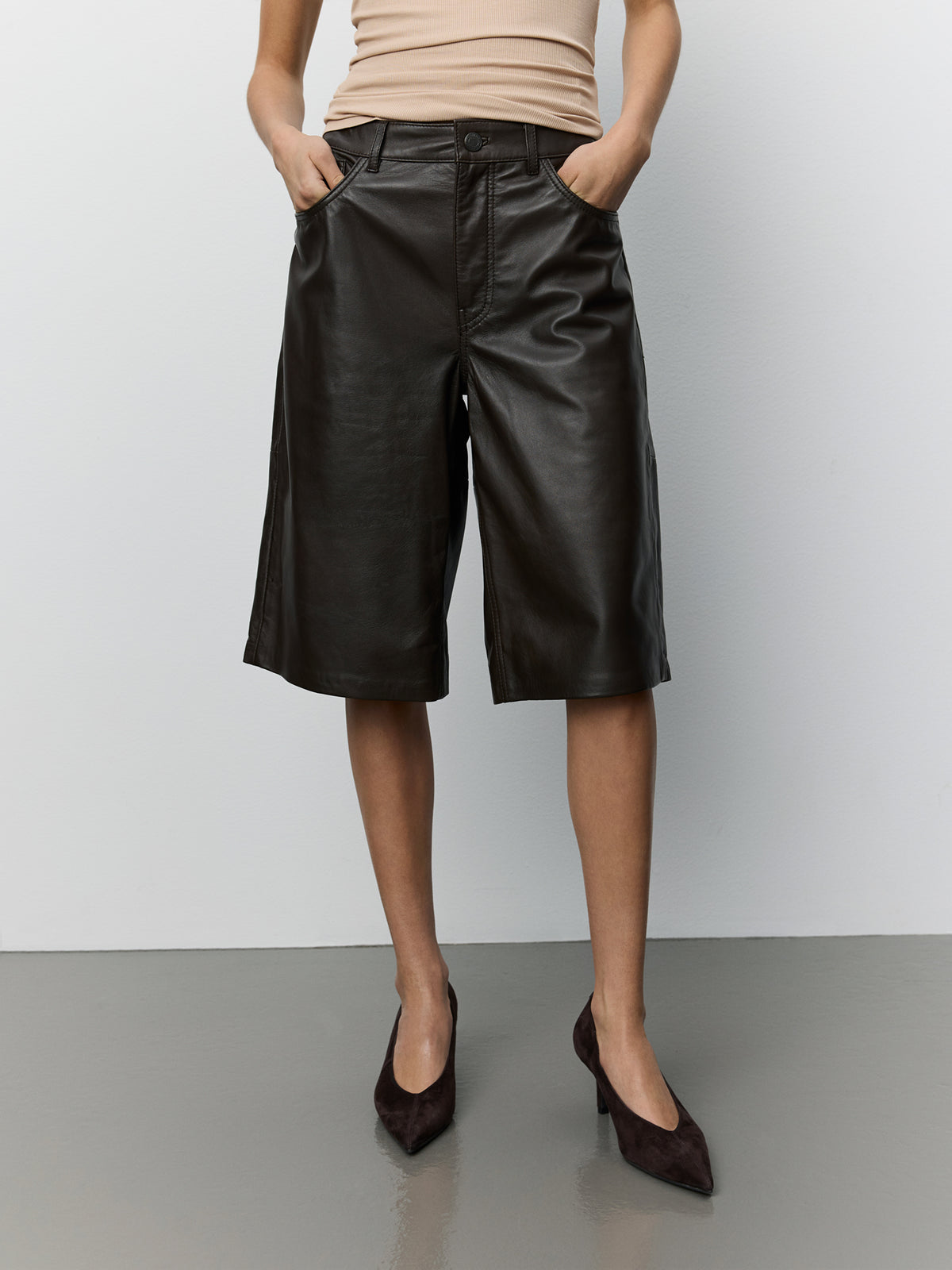 Sofie Schnoor WOMEN VOKESW LEATHER SHORTS Shorts 7025 Dark brown