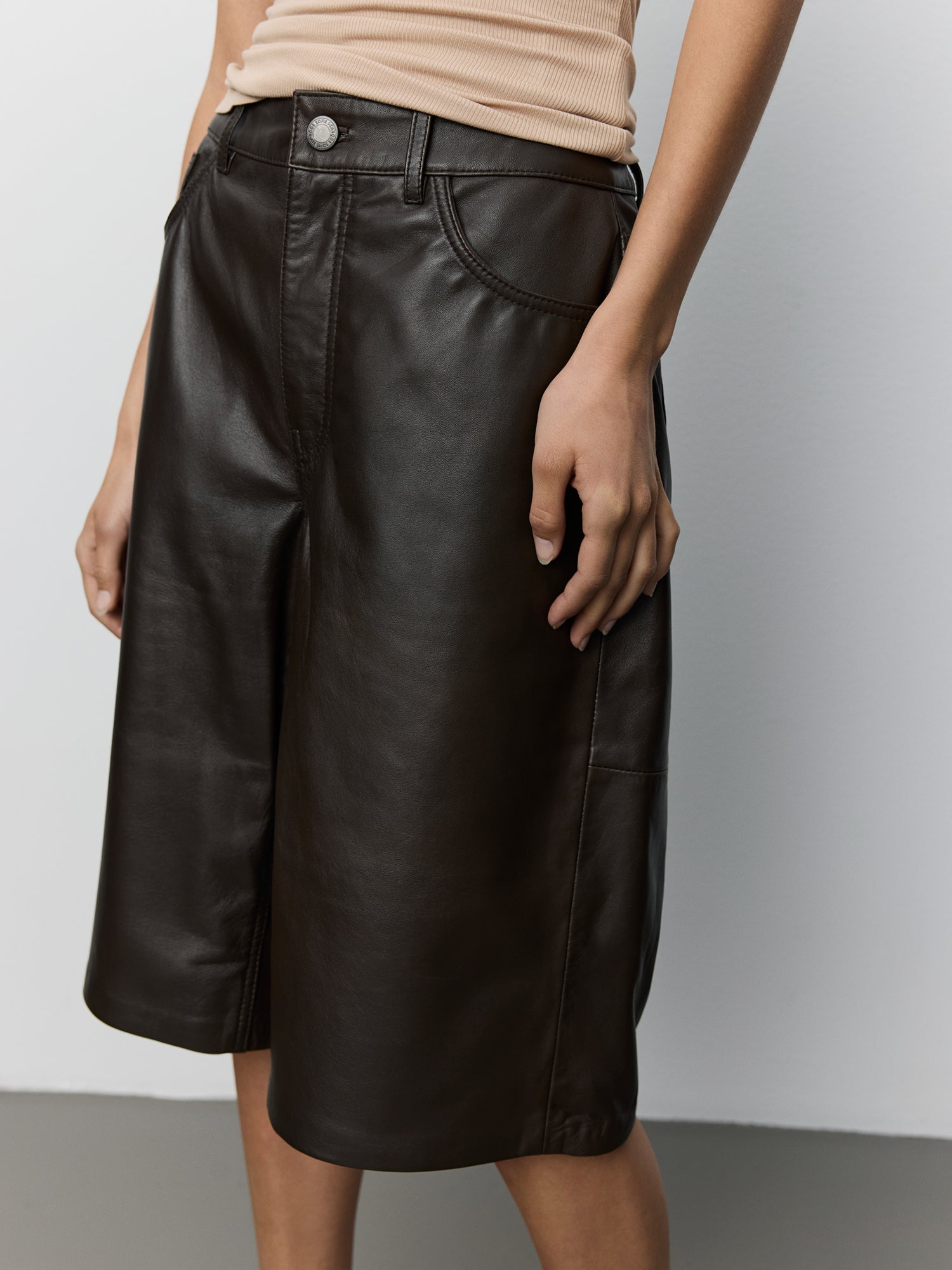 Sofie Schnoor WOMEN VOKESW LEATHER SHORTS Shorts 7025 Dark brown